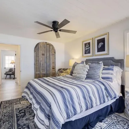 Casa Del Sol - Private Beachfront, Pool Table