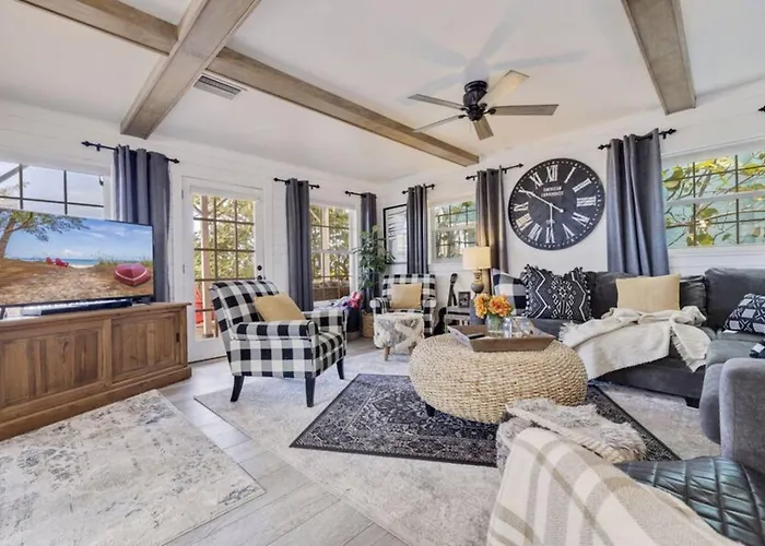 Casa Del Sol - Private Beachfront, Pool Table Clearwater Beach