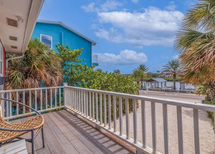 Casa Del Sol - Private Beachfront, Pool Table Clearwater Beach